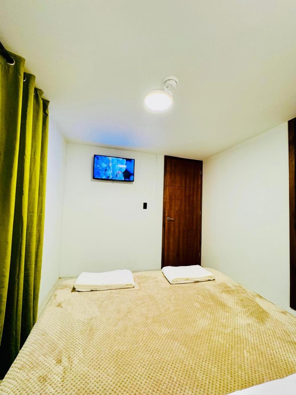 Hotel Bombay بانيوس المظهر الخارجي الصورة