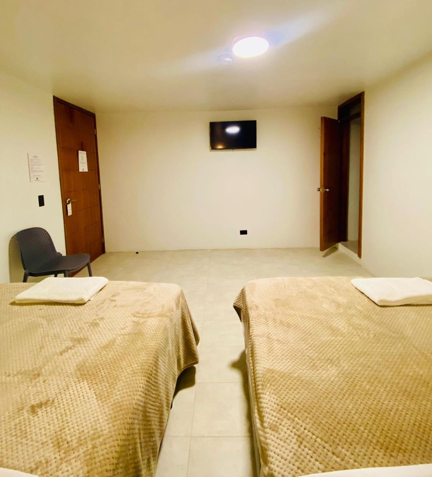 Hotel Bombay بانيوس المظهر الخارجي الصورة