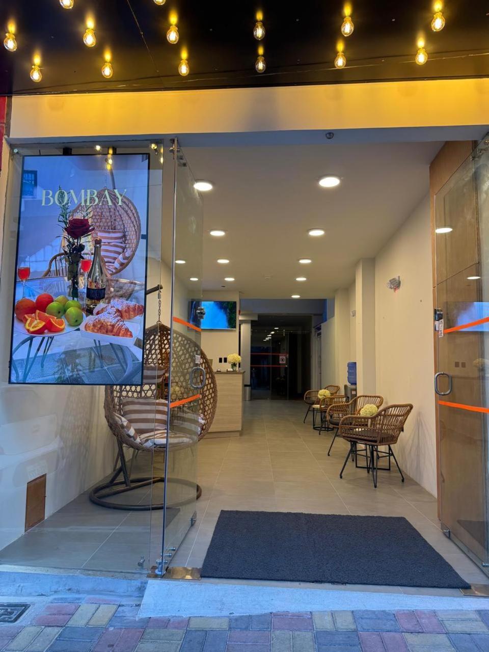Hotel Bombay بانيوس المظهر الخارجي الصورة