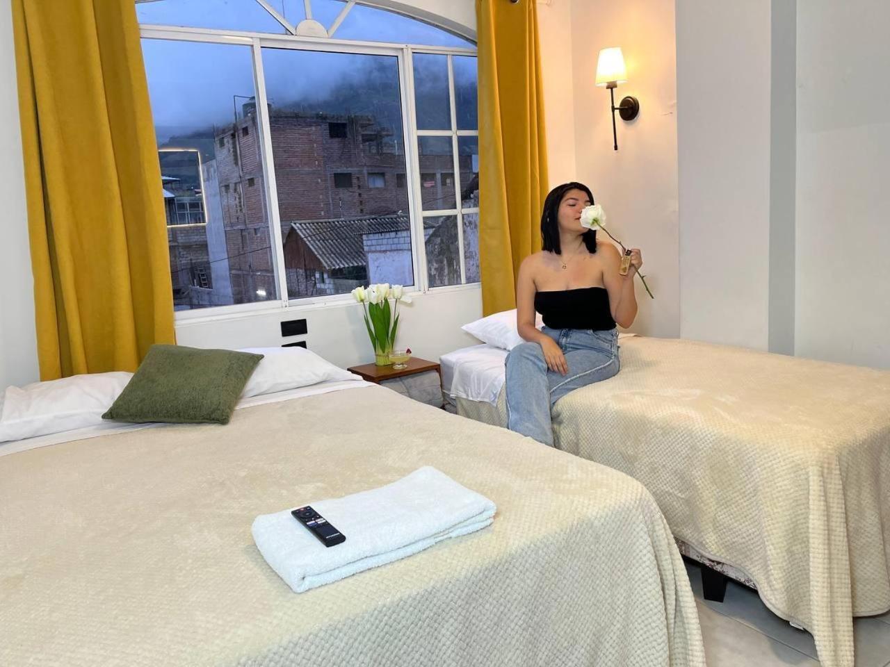 Hotel Bombay بانيوس المظهر الخارجي الصورة