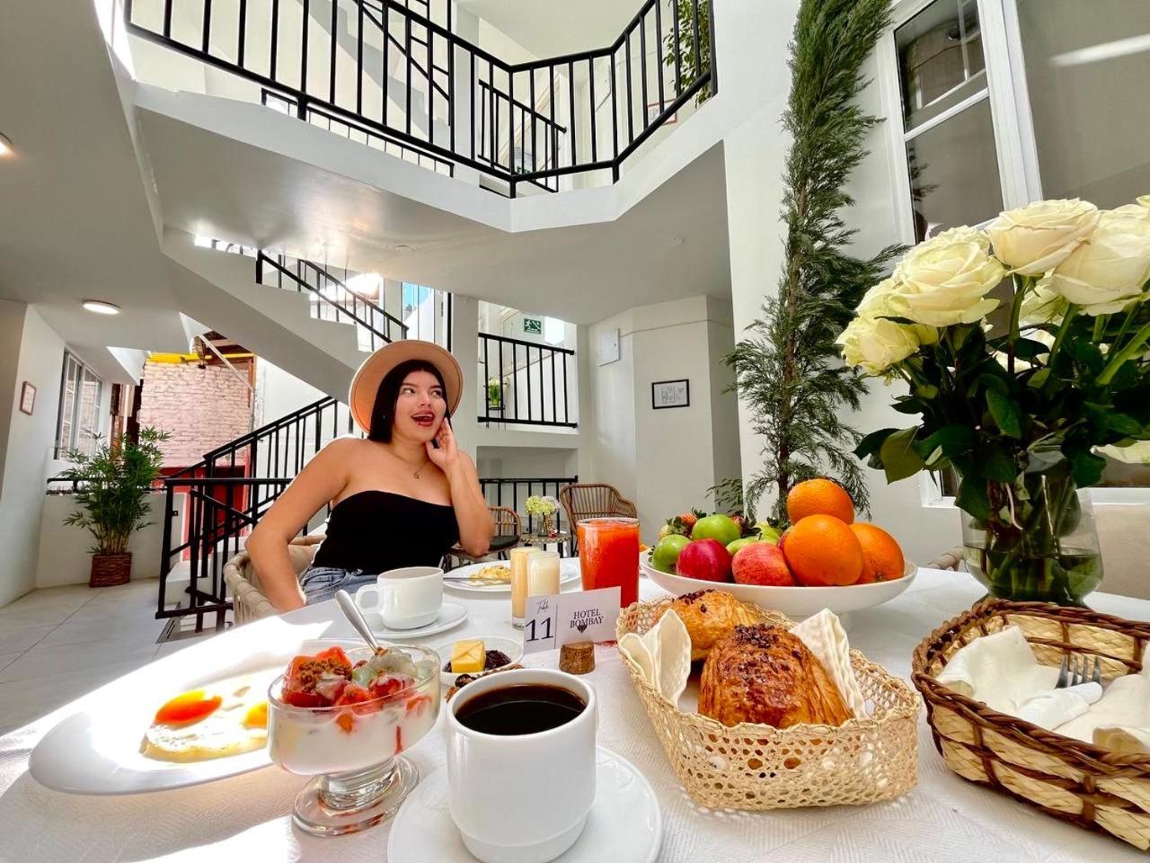 Hotel Bombay بانيوس المظهر الخارجي الصورة